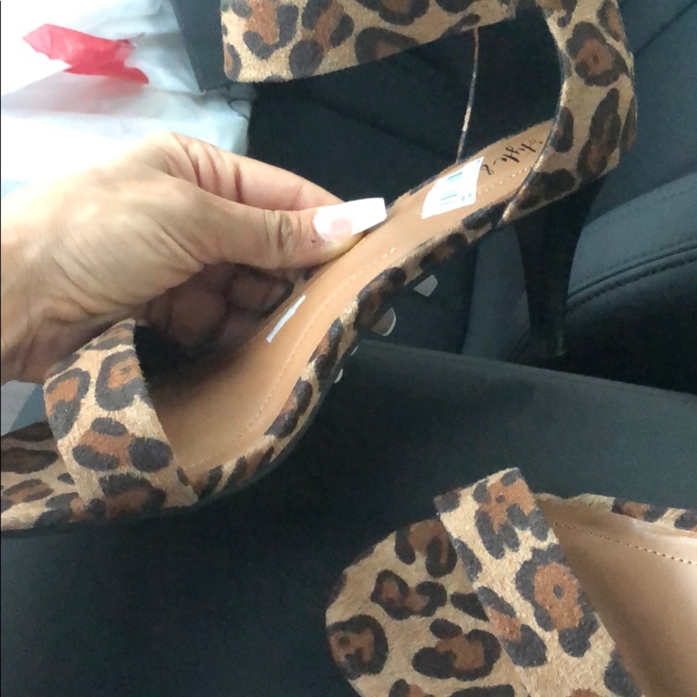 Leopard heels - Picture 2 of 4
